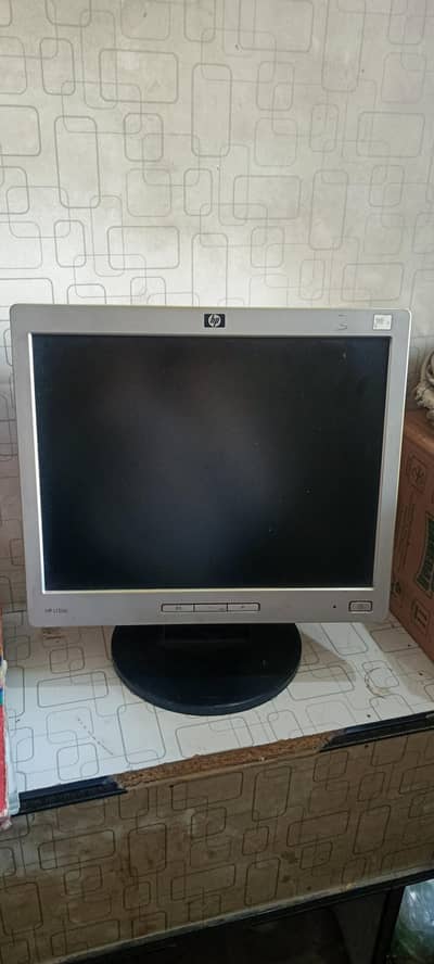 LCD HP L1506 17 inch,