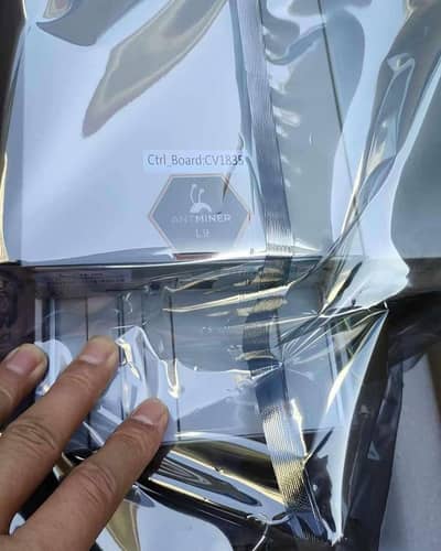 Bitmain Antminer L9 (17GH/s)