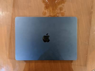 MacBook Air M4 13-inch 256GB Midnight