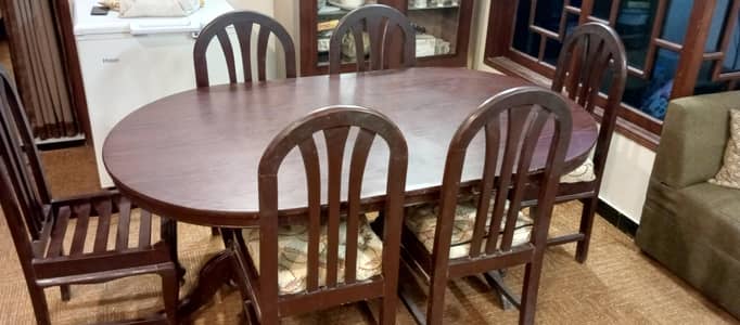 Dinning table with 6 chairs