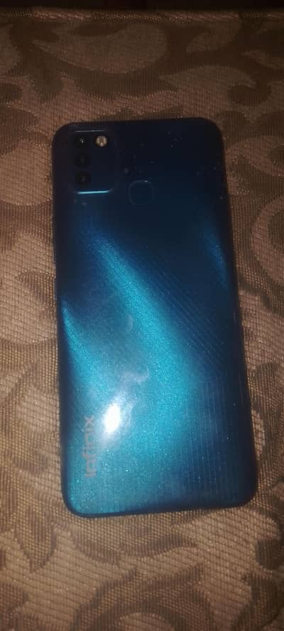 urgent sale Infinix smart 6  dual sim 3gb 64 gb only phone without box