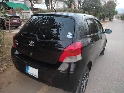 Toyota Vitz 2010