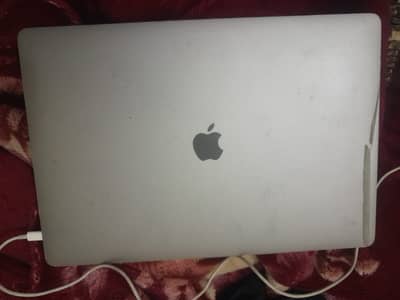 MacBook Pro 2019 16-Inch | Core i7 | 16GB | 512GB SSD | Radeon Pro