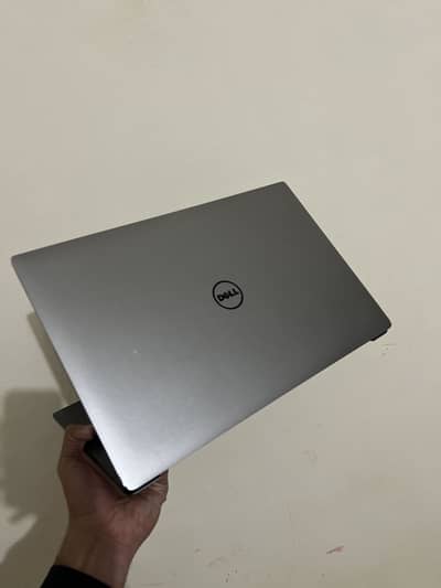 Dell XPS 15 9550