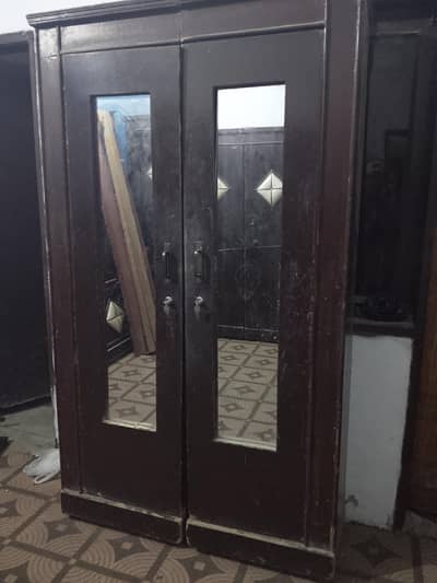 WOODEN FURNITURE POINT