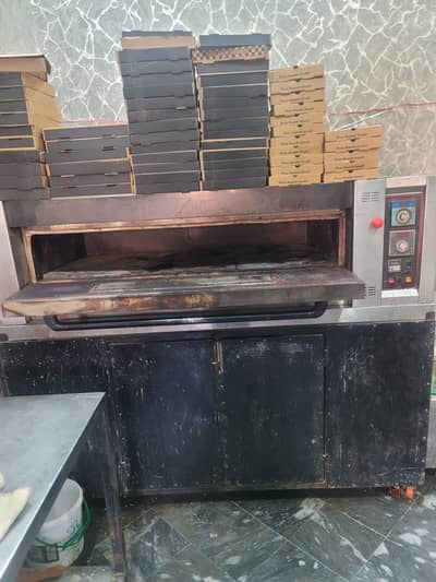 imported pizza oven with stand box