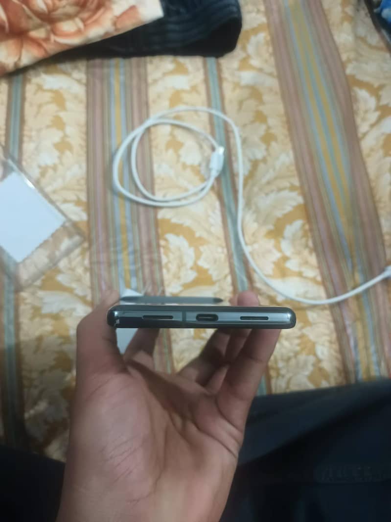 Google Pixels 7 pro 3