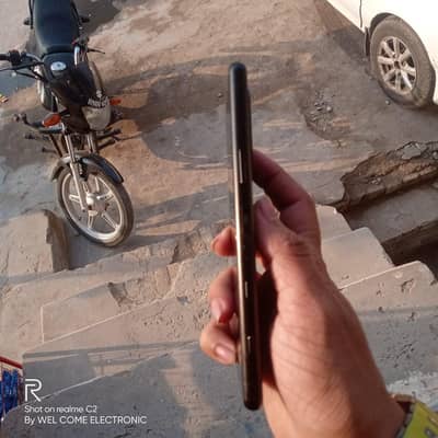 SONY EXPRIA 5MARK 3 NON PTA