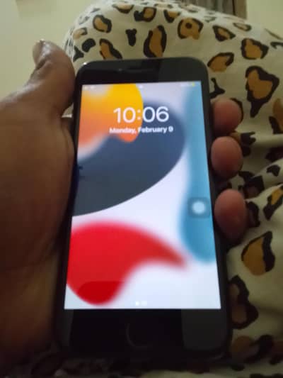 iphone 7 non PTA 10/9 urgent sell