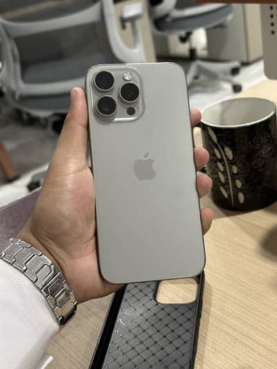 16 Pro Max (10/10 Condition)