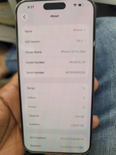 I phone 15 pro max. 256GB