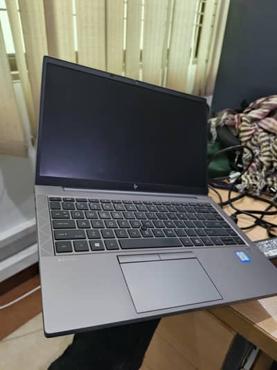 HP zbook firefly 14 g8 ips core i5 11th generation 16gb ddr4 256gb