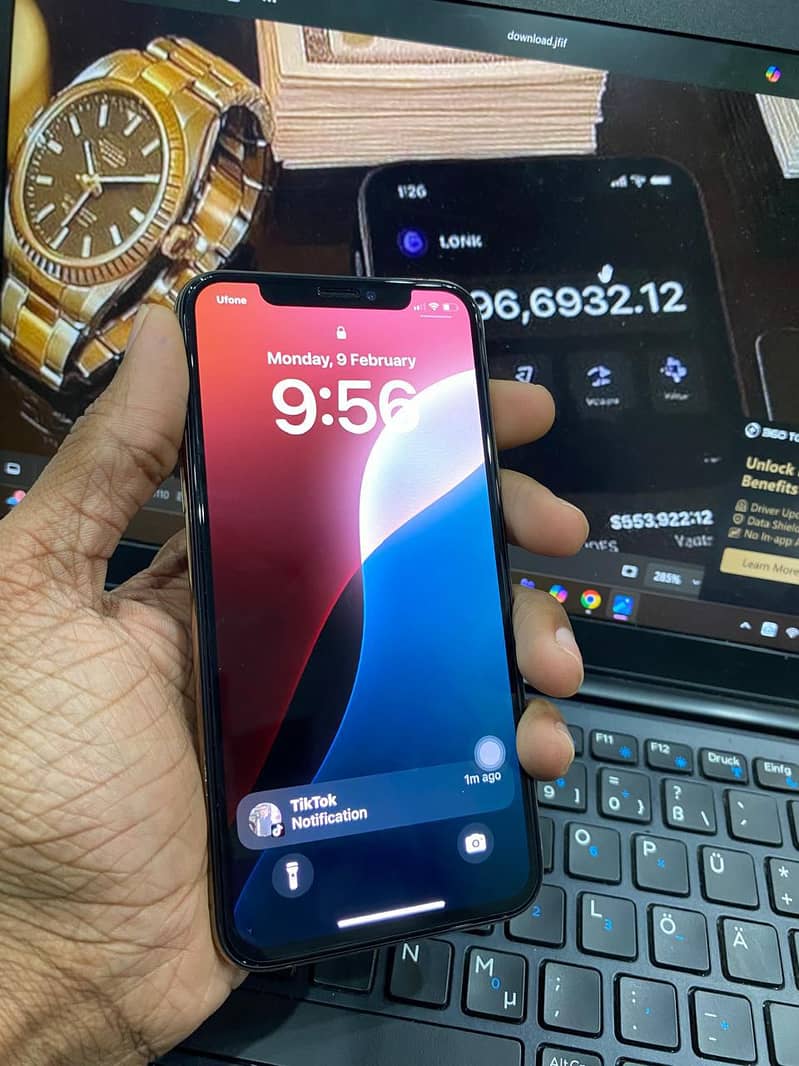 IPHONE XS 3