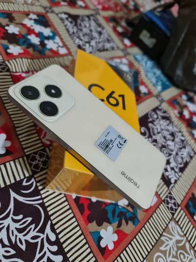 Realme C61