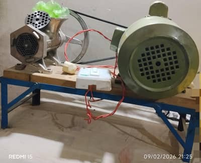 Electric Meat Grinder/Keema Chopper Machine