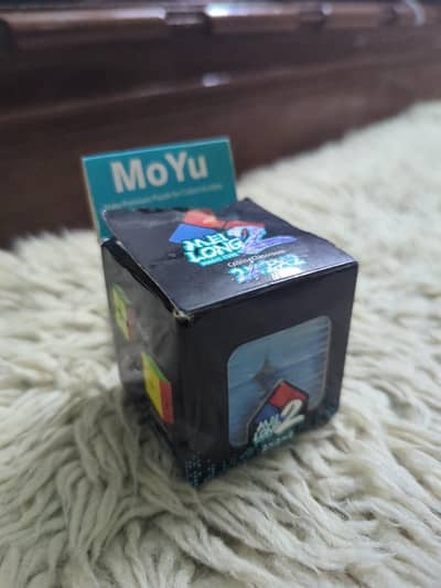 2x2x2 MoYu cube