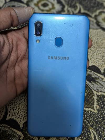 Samsung A30