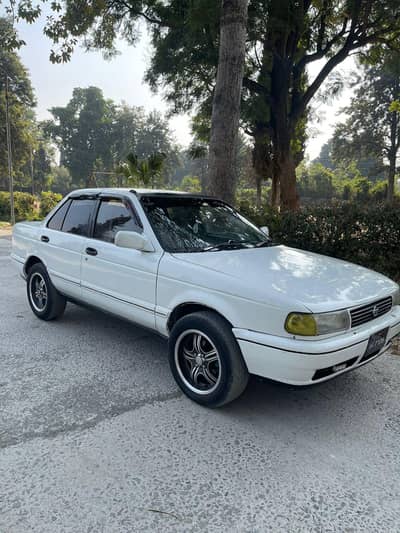 Nissan sunny Super Saloon 1.3