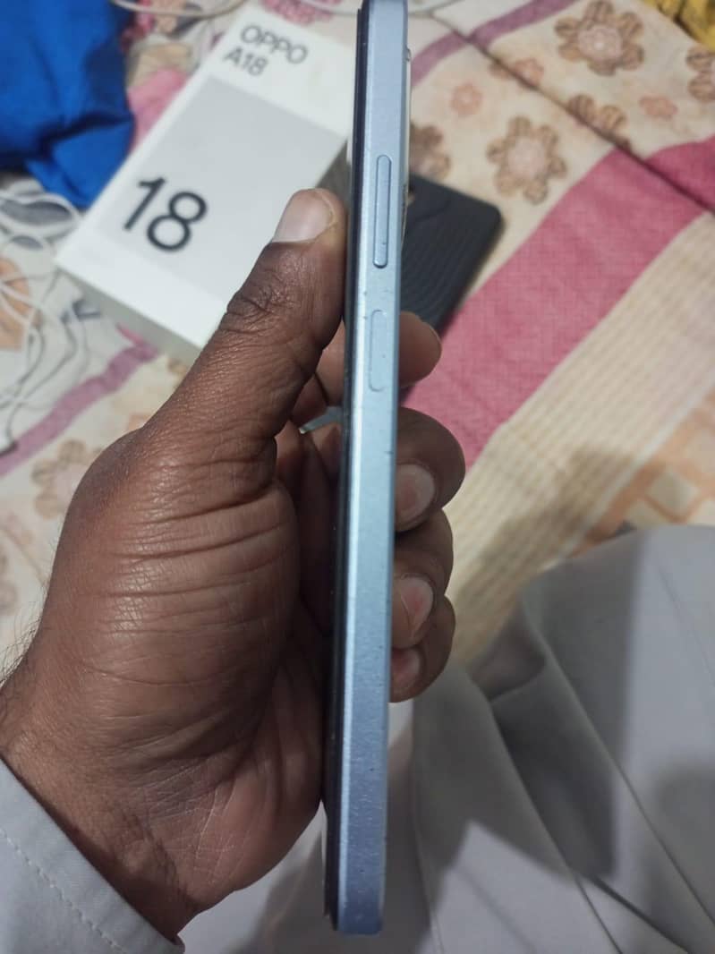 oppoA18 2