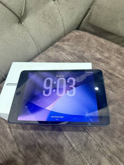 ipad mini 5 64 gb_( space grey) with box