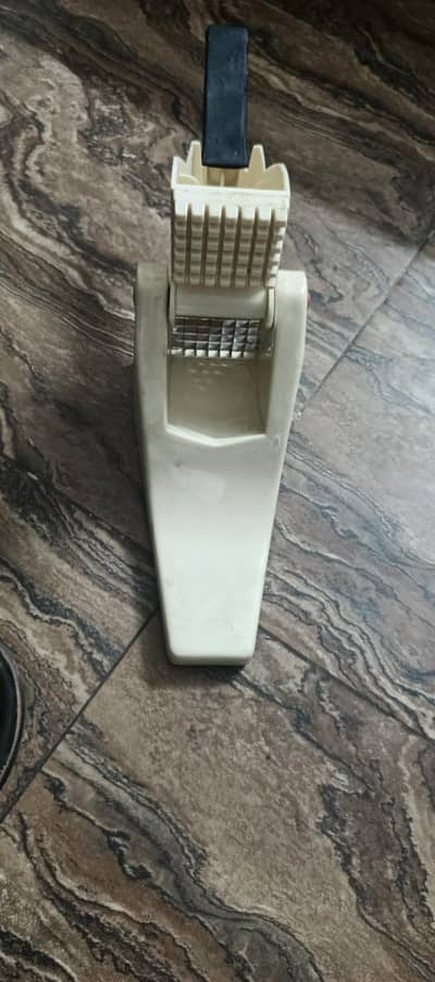 Pattao Chips Cutting Machine 