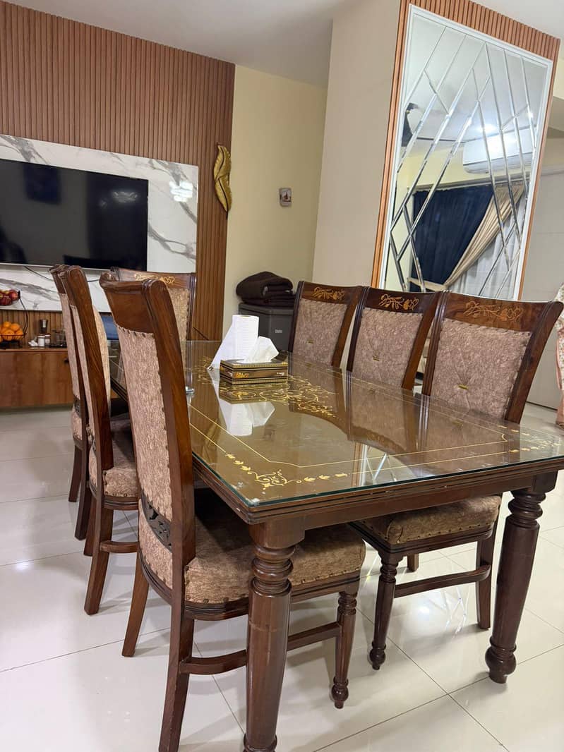 Dining table vip condition 0