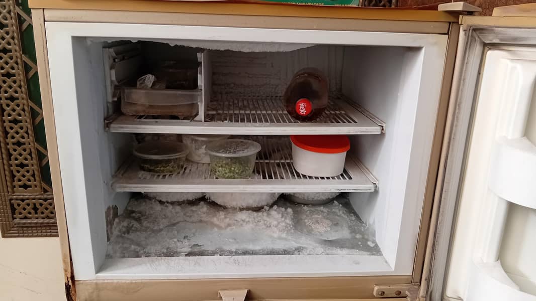 استمعال شدہ فریج 4