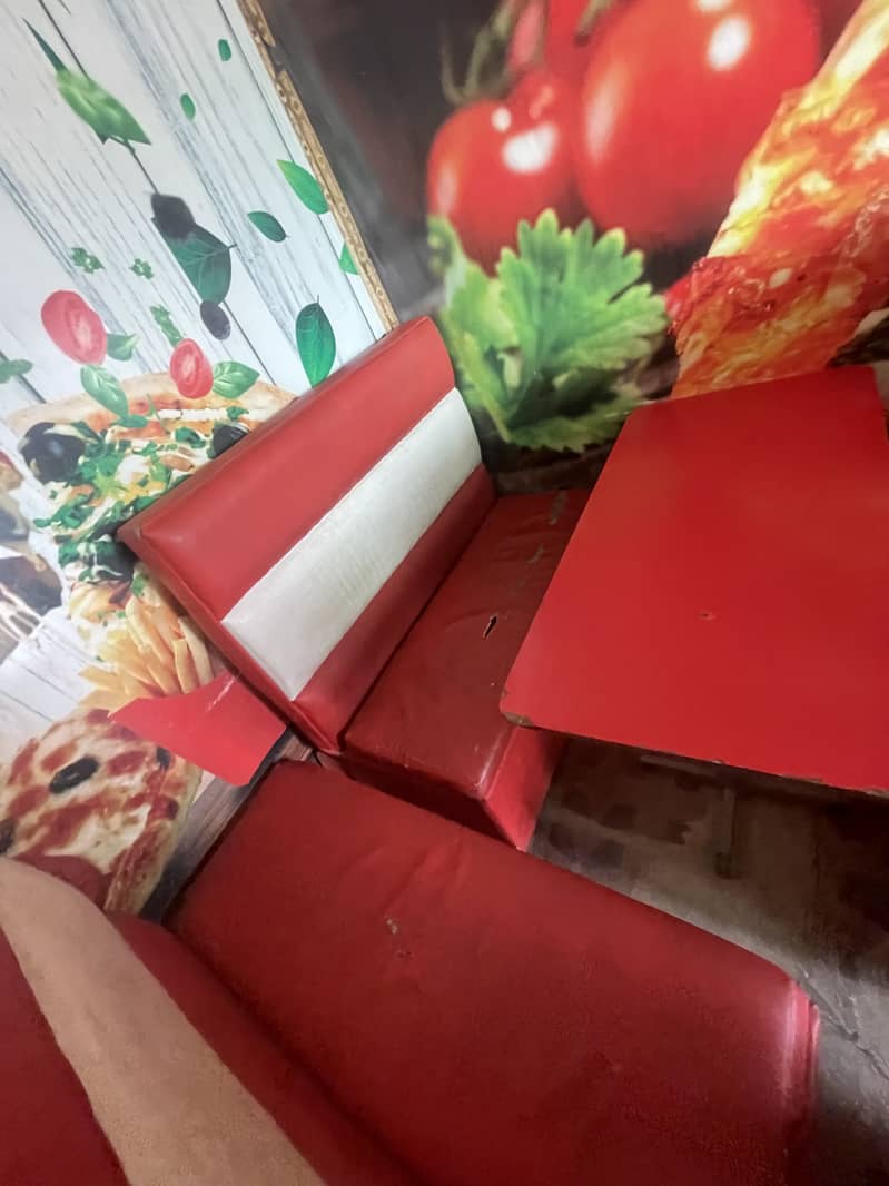 Cafe Sofa 0