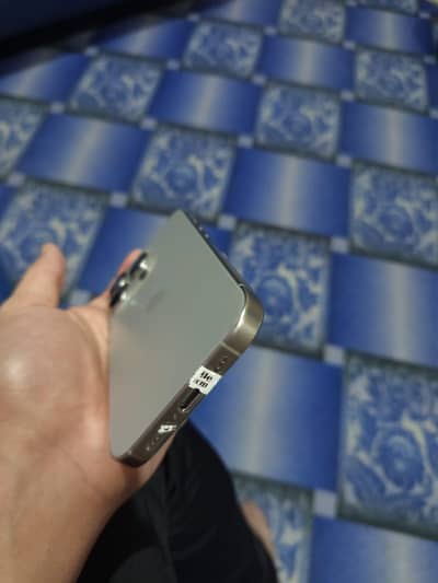 Iphone 15 Pro jv 128 GB Natural Titanium