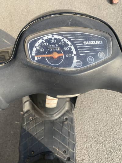 Almost brand new scooty self start