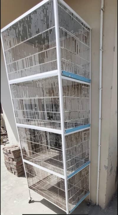 Lovebird cage with 2 breeder pair