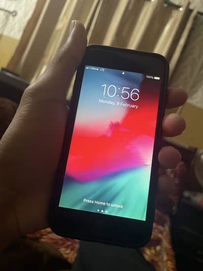 Iphone 6 16 gb all okay phone