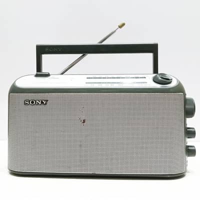 Vintage Sony ICF-703 FM/AM 2-Band Radio with Exc Recp | made in Japan