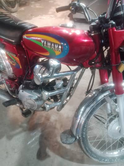Yamaha YB 100