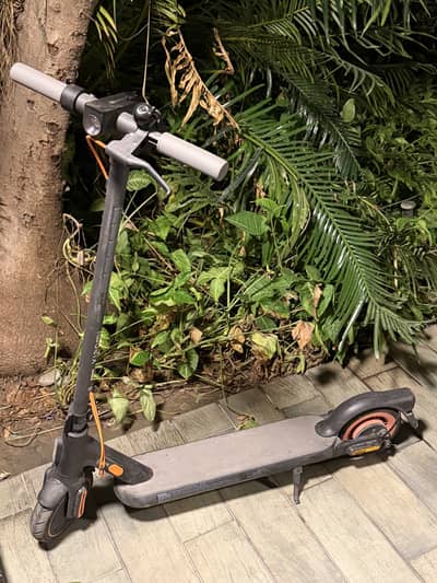 Xaiomi electric scooter 4 Go