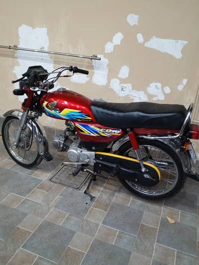 Honda 70 2021 neat condition o3oo 9488 7ll