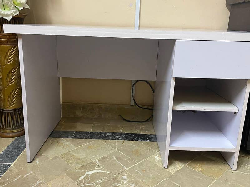 Office table/Computer table/Study table 2