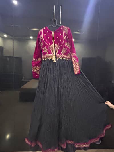 The Midnight Velvet Muse: A Modern 4-Piece Pleated Statement Ensemble