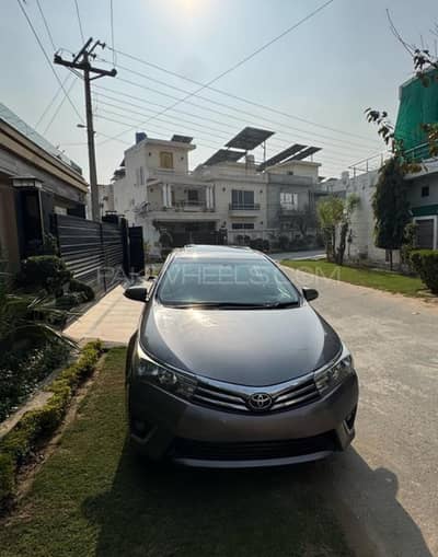 Toyota Corolla altis grande total genuine