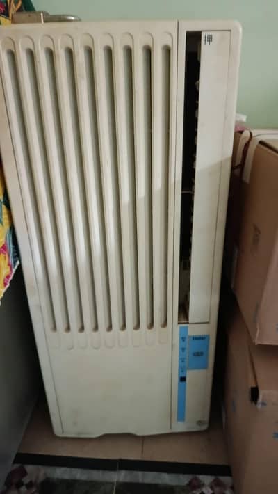 window AC with power supply working ma rakha tha condition 8/10