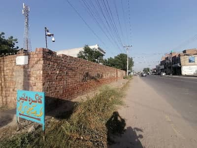 A Residential Plot Of 10 Marla In Rs. 10000000