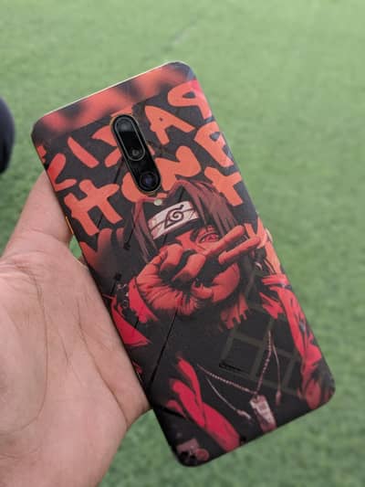 One plus 7t pro McLaren