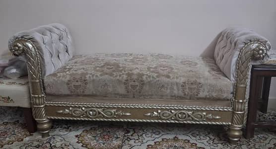 Luxurious Royal sofa set 3+2+chaise lounge - excellent condition