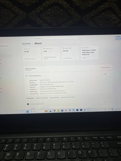 Laptop Thinkpad 2 Gb graphics with charger