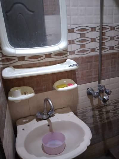 Flats available for rent family and bachelors