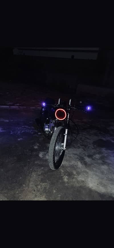 Custom Built Cafe Racer – Unique & Powerful Ride