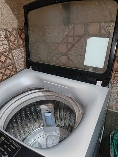 Haier 8.5kg Fully Automatic Washing Machine (HWM85-826)