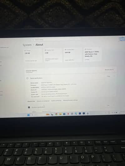 Laptop Thinkpad 2 Gb graphics with charger