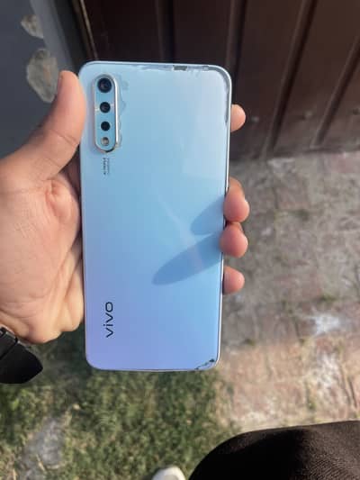 Vivo S1