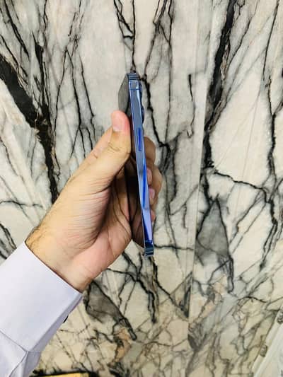 iPhone 13 pro jv 100% original health